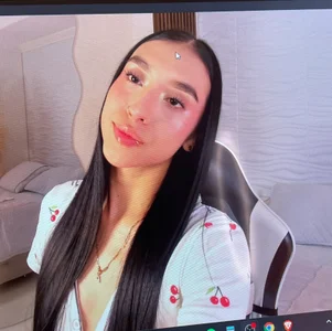 Natashasinclair Know me Pic 4