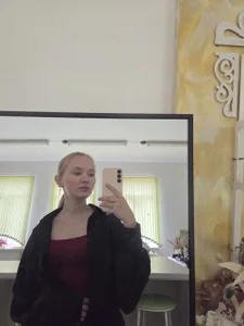 KarinRobertson Public صورة واحدة|KarinRobertson Public صورتان|KarinRobertson Public  4 صور|KarinRobertson Public  4 صورة