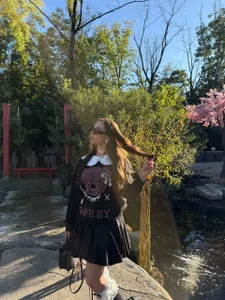 karolineneuer_ Me صورة واحدة|karolineneuer_ Me صورتان|karolineneuer_ Me  صور|karolineneuer_ Me  صورة