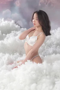 VeronaCritchlow Public  3টি ছবি