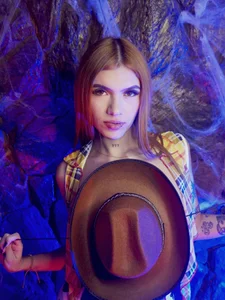 Halloween 🎃☠️ de NaughtyAnggel  8 Imagens