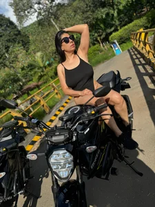 JaylaScott__ A sunny day 💦 Immagine  2