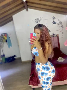 naughty girl de isabella_rossee_  2 photos