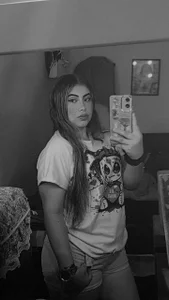 Laura__sofiaa Public - {count, plural, one {תמונה אחת} two {שתי תמונות} many {# תמונות} other {# תמונות}}