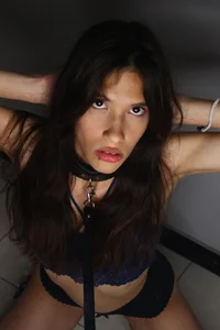 Hunter_Ignis Your hot submissive girl Bilde 4