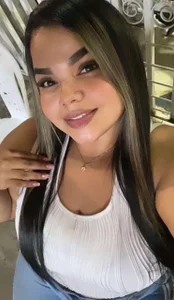 AlexaaTaylor Vacation 🌞 Poză