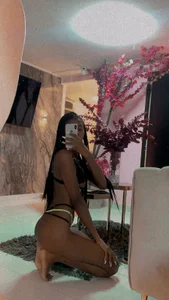 bonieklent in my sexy mirror Foto 3