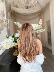 Martina_Isseee White Classics GIrl Kuva 5