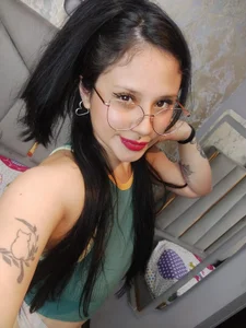 _Emily_vixen: Public ( 7 фото)