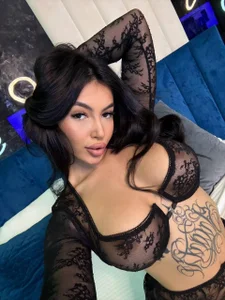 AishaaDevoeのPublicの 4枚の写真