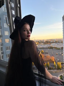 Your little Witch de TayaSun  7 Imagens