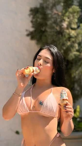 Creamy Desires 🍦💦🔥 de GiaFerrara Foto 4