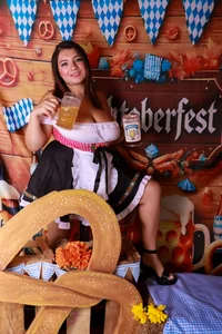 timkerbell_ Let's celebrate Oktoberfest together 🔥🍻 圖片 5