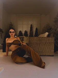 KateSunderのHolidays Vibesの 3枚の写真