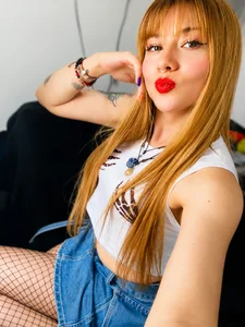 conny_blonde Public slika