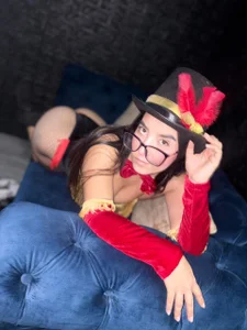 IbbieeBennett_1 Body in fire 🔥 Pic 3