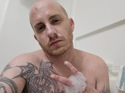 ConversationalistX me صورة واحدة|ConversationalistX me صورتان|ConversationalistX me  3 صور|ConversationalistX me  3 صورة