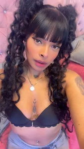 EmmaEbony_ “Admit it… you’ve already fallen for me a little.”  3টি ছবি