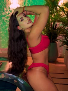 AngelicaVega 🔴Radiant in red🧡 Poză 2