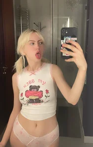 electric_babe lifestyle Pic 2