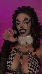 LeylaNoir_02 Public  4টি ছবি