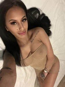 AyanaBaby99 Public Pic