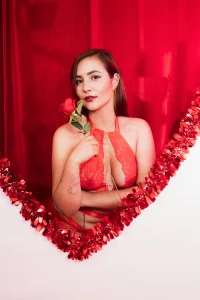 Kylie_GomezのPublicの 2枚の写真