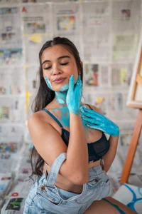 CamilaSofiia Painting afternoon Pic 2