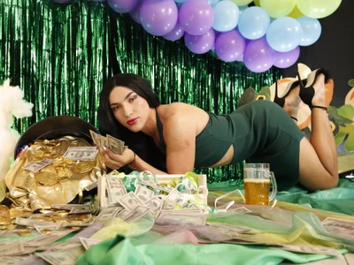 TomLondon_: Happy St. Patrick's Day ( 2 фото)