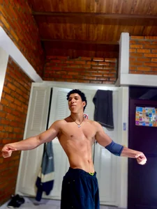 ethan_noir Some Poses Foto 3