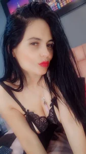 CharlotteCottin 🥰😍 love me Immagine  6