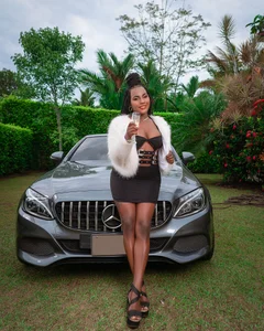 My Car od Zoe-Carter  5 snímek