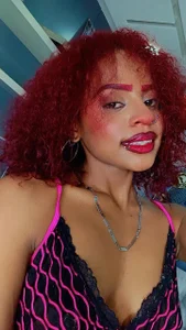 Hilary-banks 41 Foto 4