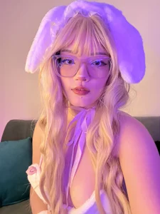 LizzieGrantt Bunny Bunny Pic 2
