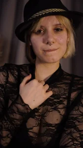 KellePourier want you Bilde 4