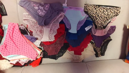MilanaPure there are a lot of panties🤣🤗🤭 Gambar 2