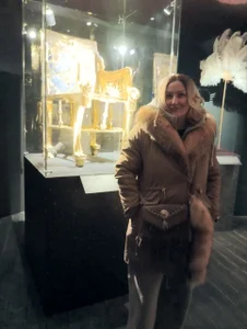 FOX-ME яя টি ছবি