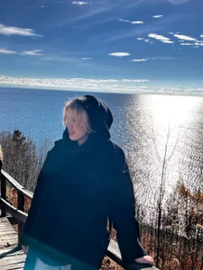 Queen_moments_ Public Pic 3