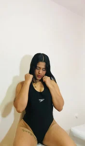 tinyy_whore18 Sexy girl Pic 4