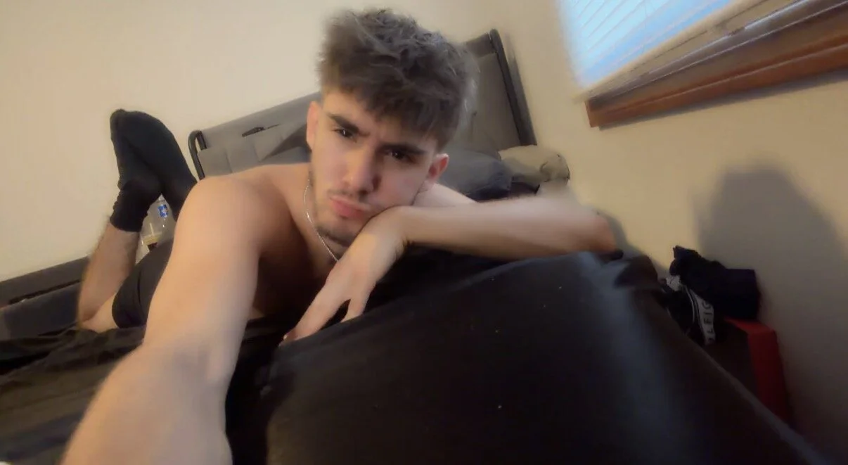 smaiib0y stream stills 🙈 Hình 2