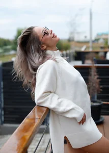 HoneyBlondiex Your favorite fall girl 🤎 Gambar 6