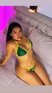 KatieBoison Lets go Brasil ⭐😈🔥 Pic