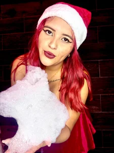 AllisonnSmith_: share your christmas with me, let's enjoy our exciting senses 💋🔥✨ ( 5 фото)