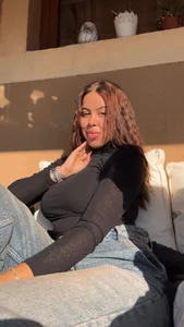 Casiana_ Feeling hot and naughty! Bilde 4