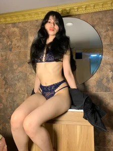 LITTLE BODY de Sophie_Copers  Imagens