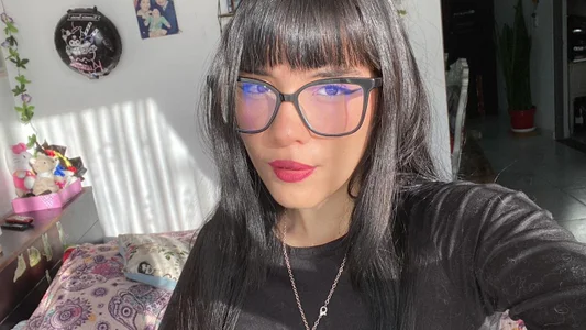 vampx__ Red kiss Pic