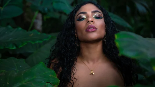 VioletXia_ 𝓘𝓷𝓽𝓮𝓷𝓼𝓮 𝓷𝓪𝓽𝓾𝓻𝓮 🌳 Pic 3