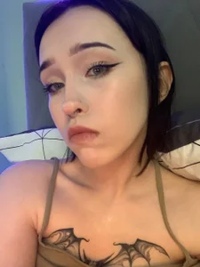 EvaHurt home vibe Hình 3