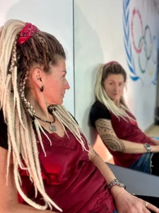 UmaSpace life is like a mirror Pic 5