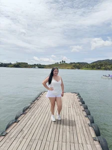 hot de luxuriainthree  Imagens